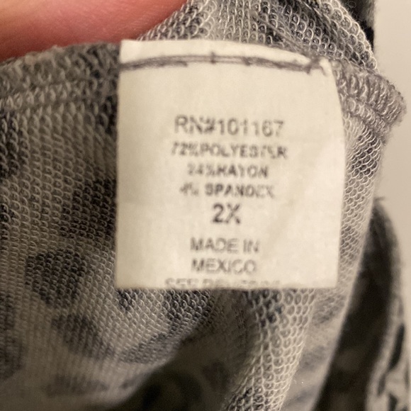 Kim & Cami Plus Size Hooded Sweatshirt - Picture 6 of 6